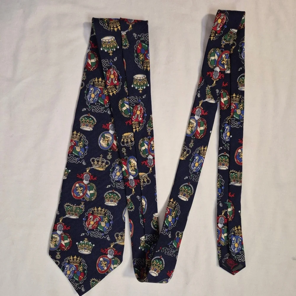 Tommy Hilfiger‎ Tie Mens Navy Blue Heraldic Crest Crown 100% Italian Silk USA